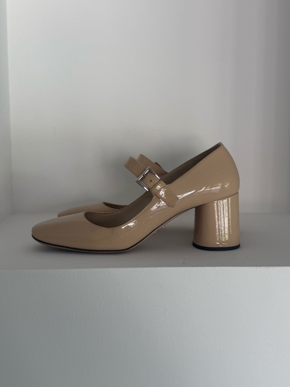 Prada Patent Leather Mary Jane Heels in Tan